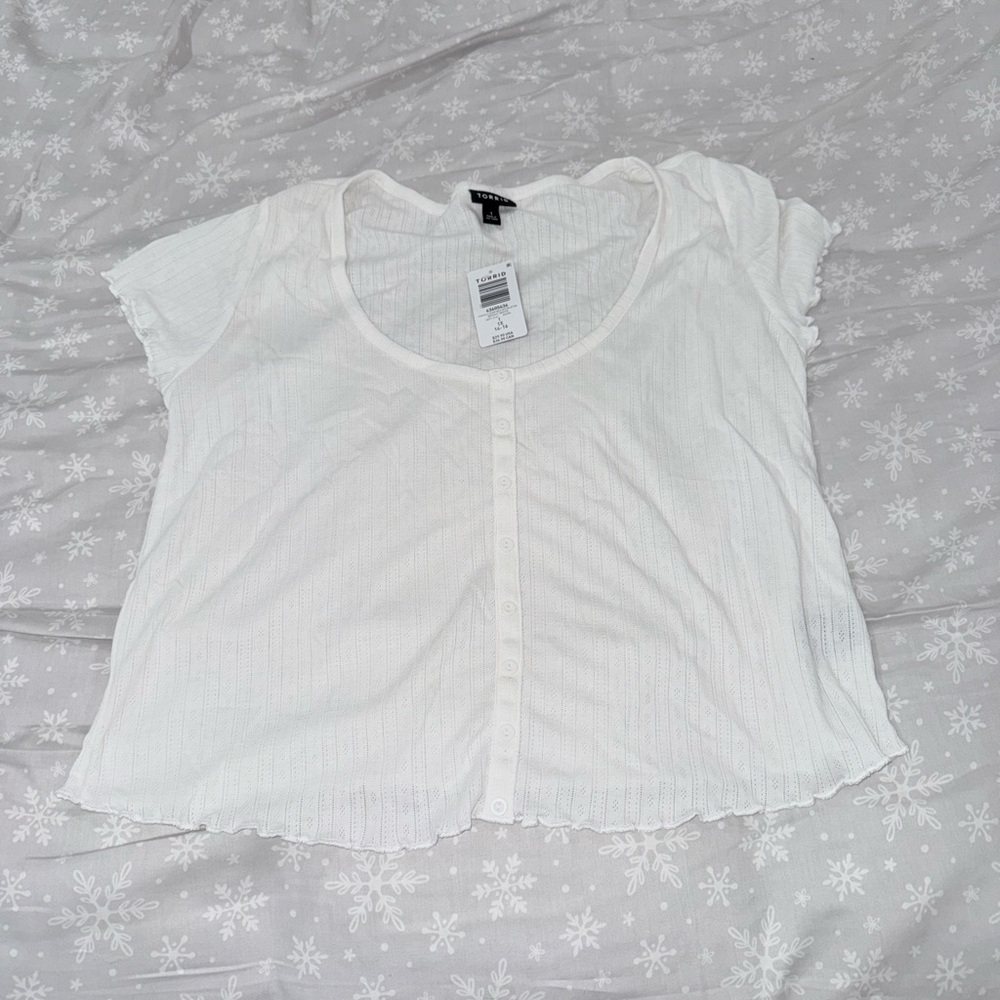 Torrid White Button-Down ribbed Shirt 1x